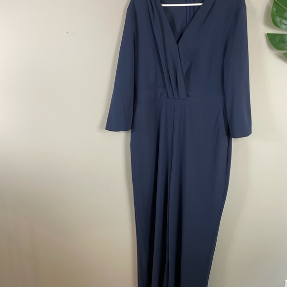 Halston navy blue jumpsuit - Picture 2 of 9